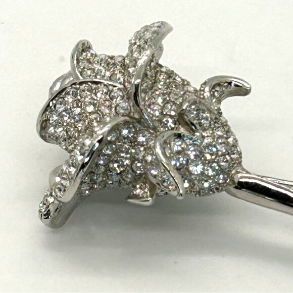 Nolan Miller Rose Brooch, 2002 Anniversary Silver-tone Pave Crystal Rhinestones. - Picture 7 of 16